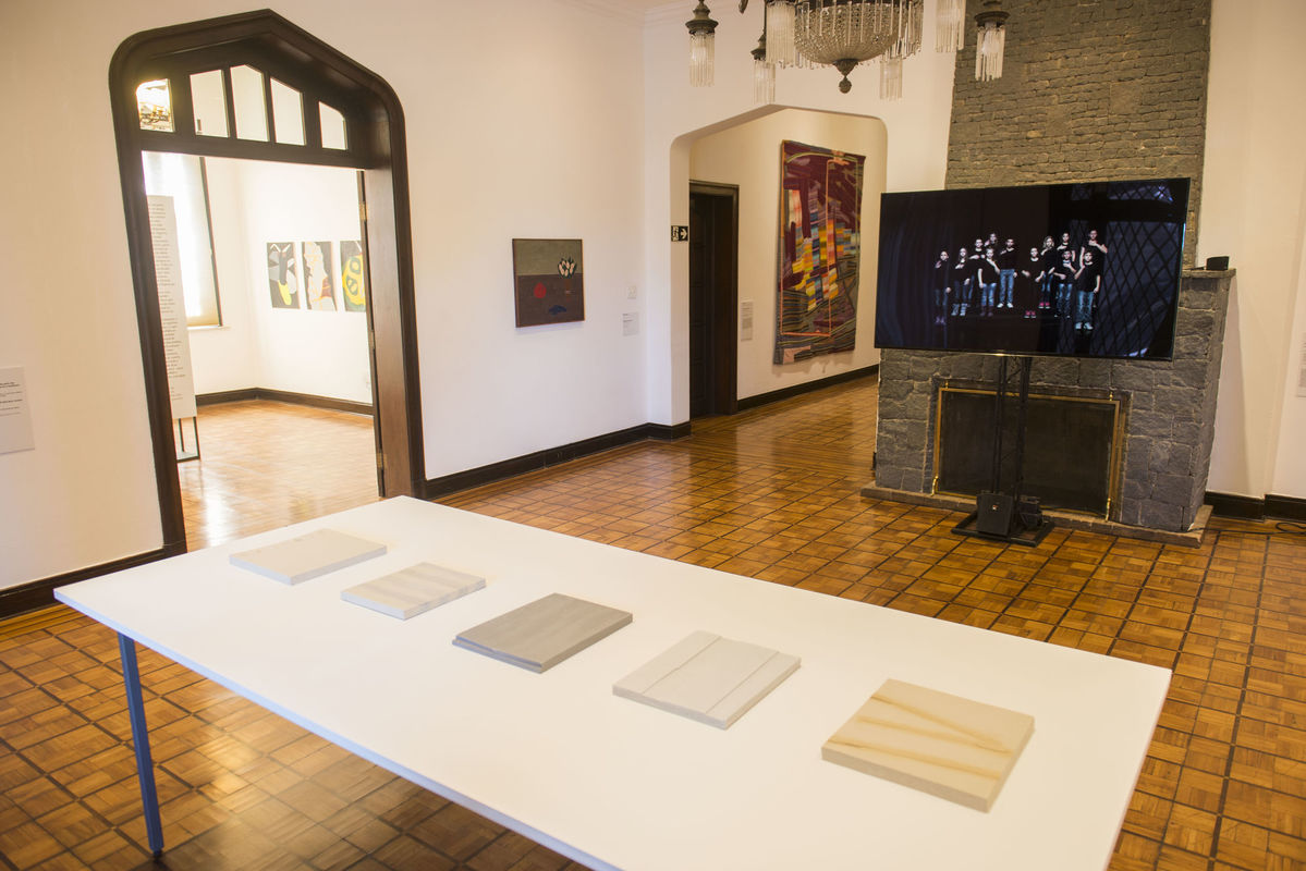 Obras de [work of] Anna-Bella Papp, Eleonore Koch e [and] Ana Adamović, Palácio Boa Vista © Levi Fanan / Fundação Bienal de São Paulo