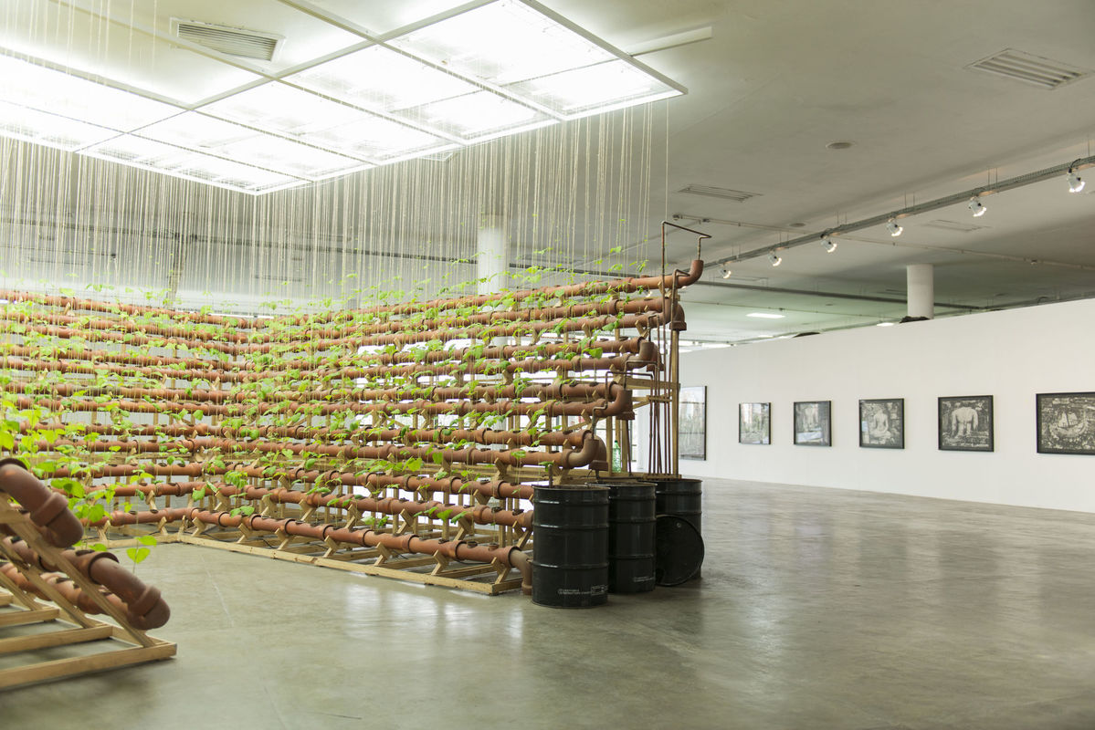 Vista das obras [view of the artworks] de [by] Ximena Garrido-Lecca na [at the] 34th Bienal de São Paulo. © Levi Fanan / Fundação Bienal de São Paulo